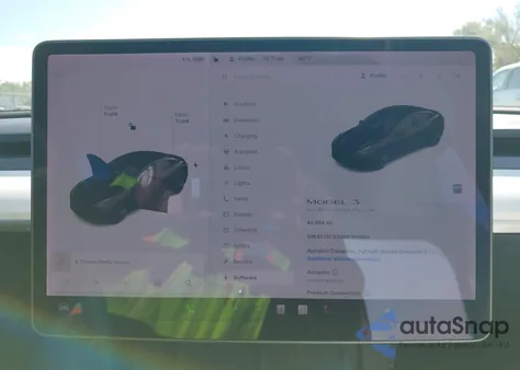 2021 Tesla Model 3 Standard Range Plus Rear-Wheel Drive из США, поврежденный, VIN 5YJ3E1EA9MF915989